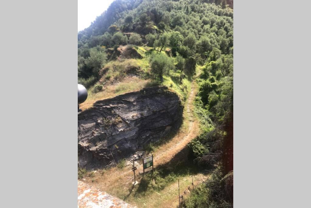 Alloggio U Sportegu Da E Monti A Giaia Villa Badalucco Buitenkant foto