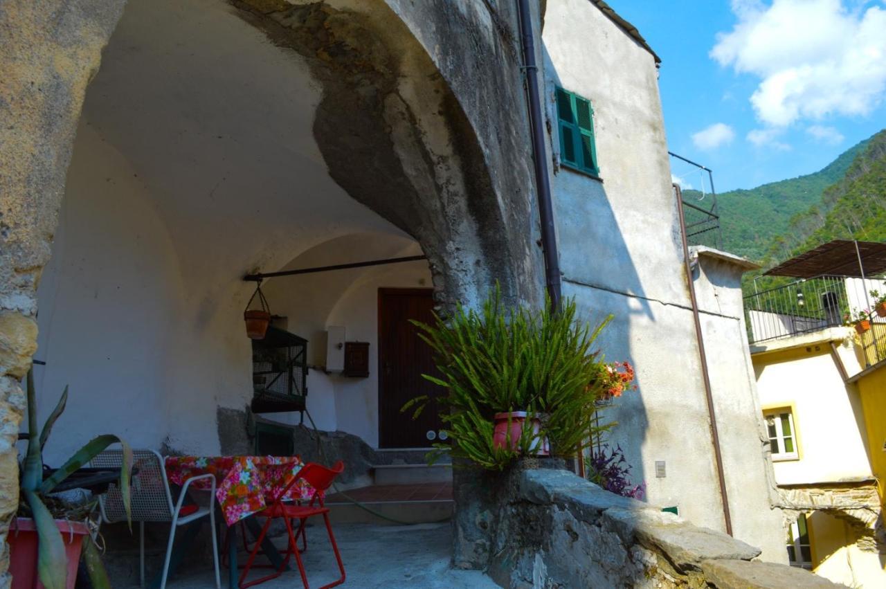 Alloggio U Sportegu Da E Monti A Giaia Villa Badalucco Buitenkant foto