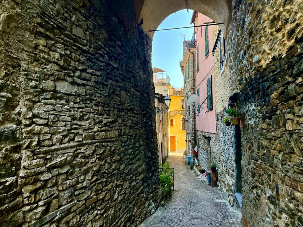 Alloggio U Sportegu Da E Monti A Giaia Villa Badalucco Buitenkant foto