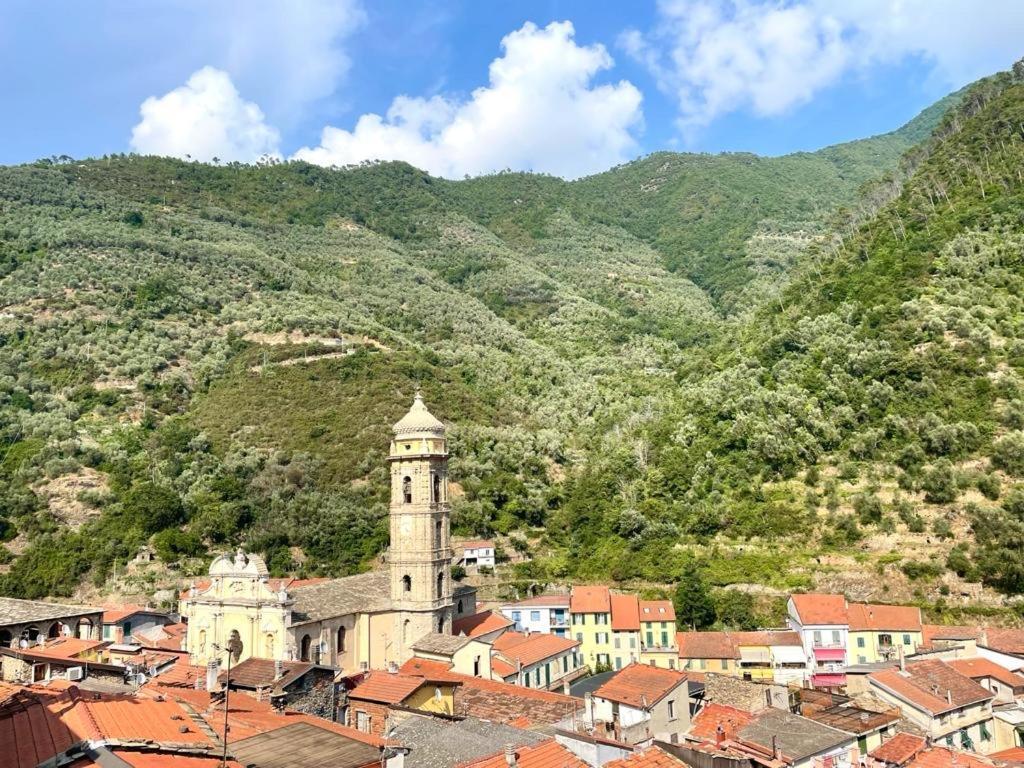 Alloggio U Sportegu Da E Monti A Giaia Villa Badalucco Buitenkant foto