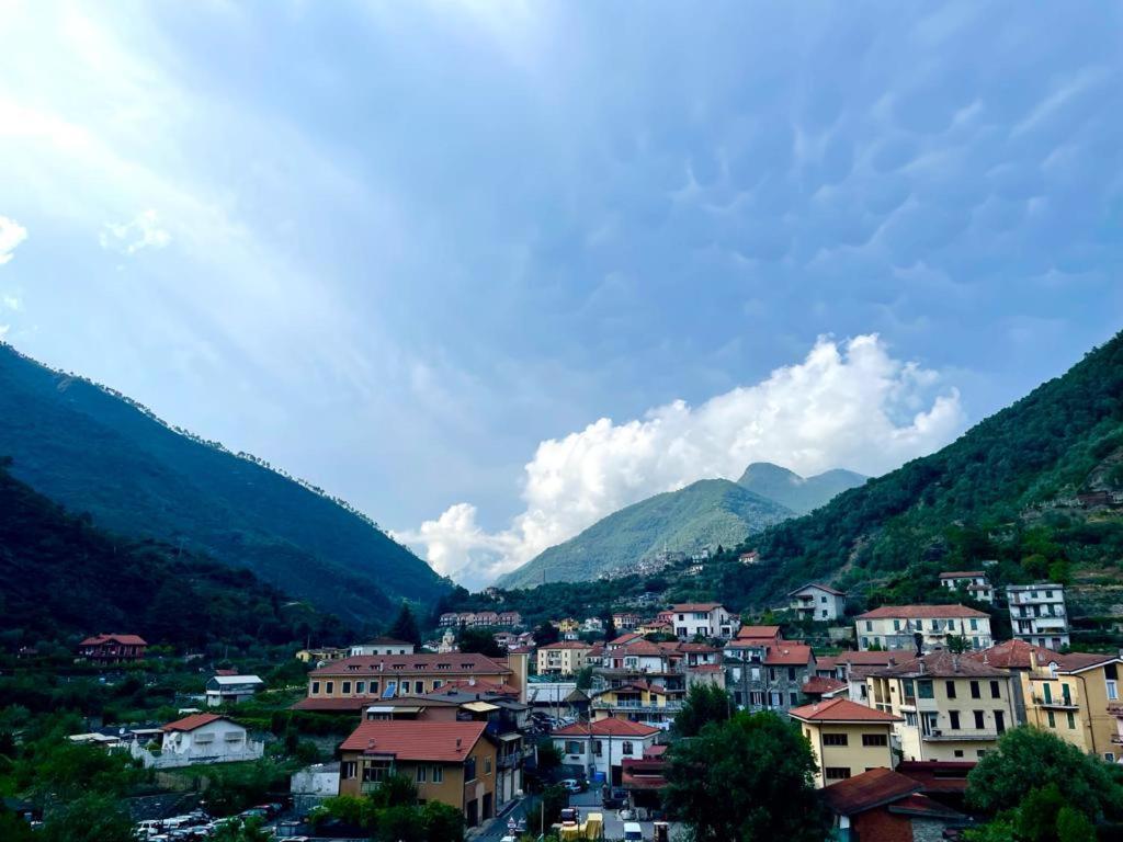 Alloggio U Sportegu Da E Monti A Giaia Villa Badalucco Buitenkant foto