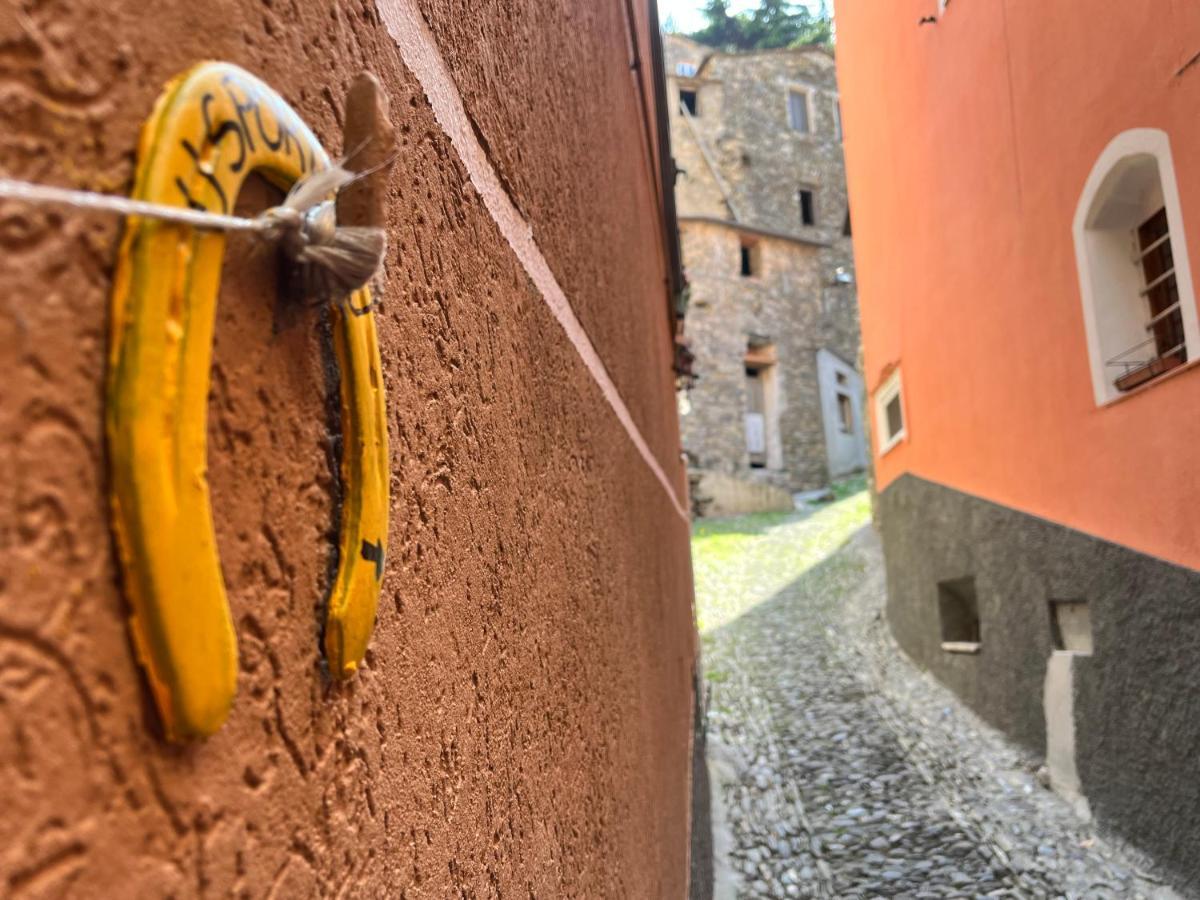 Alloggio U Sportegu Da E Monti A Giaia Villa Badalucco Buitenkant foto